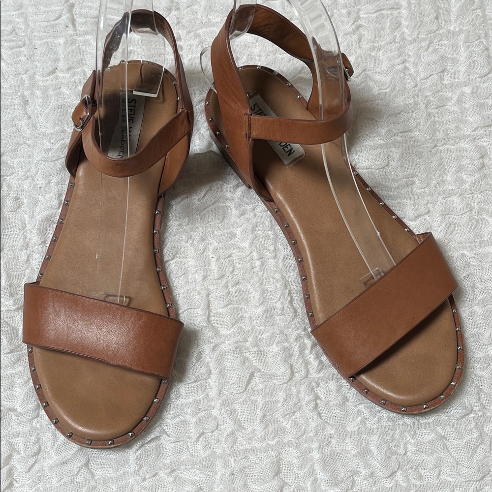 Steve Madden Tan Leather Sandals
